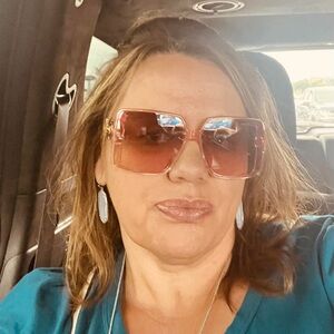 Meet your Posher, Trish